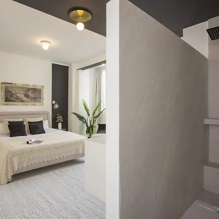 Apartament Singularstays Denia Ii *