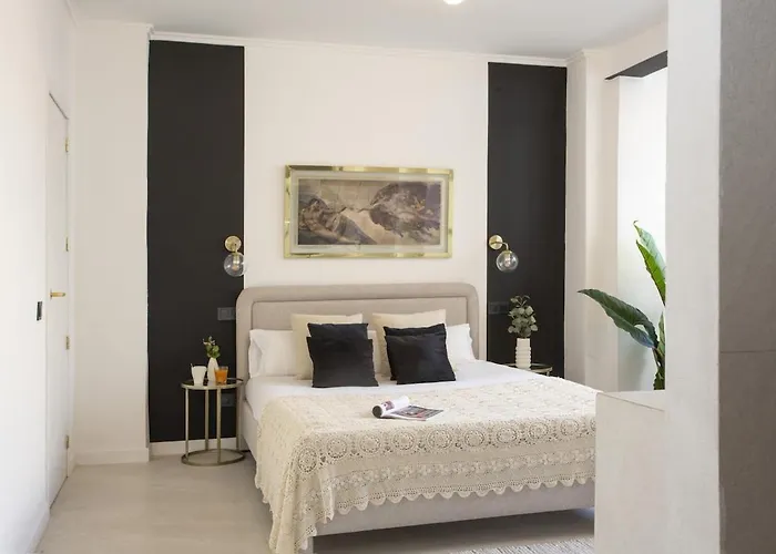 Denia Ii Boutique In Ruzafa * Валенсия